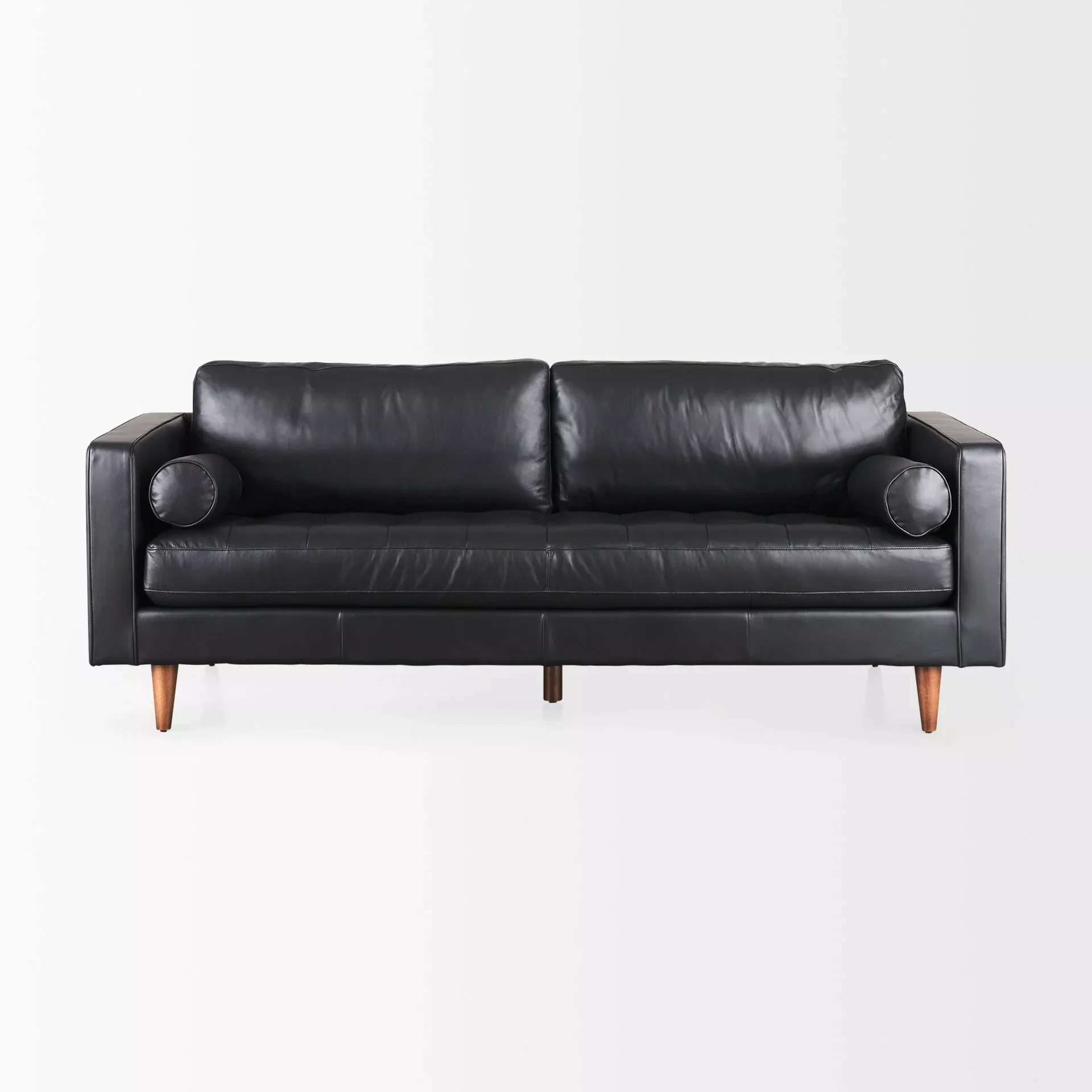 Arne Sofa in Black Leather