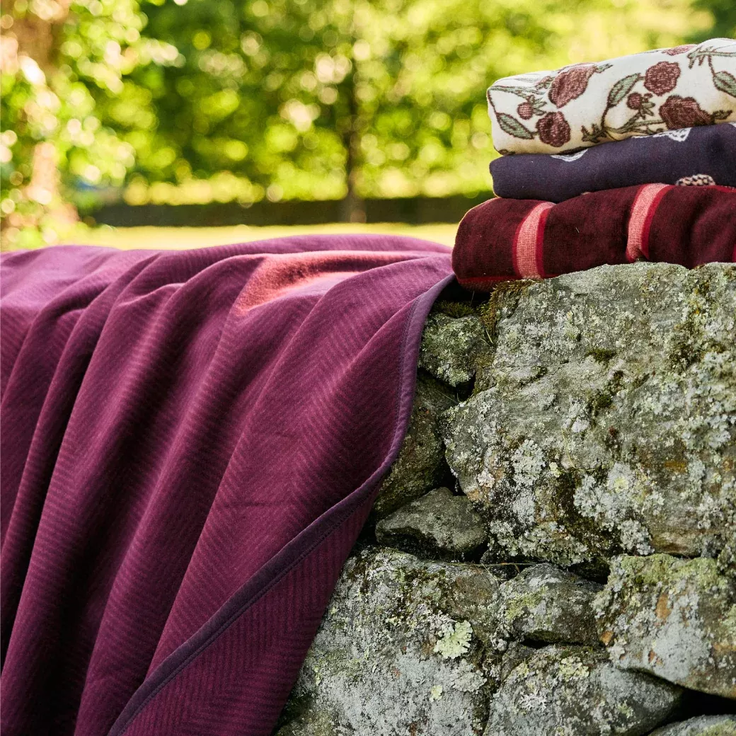 Chappy Wrap Harborview Herringbone Blanket in Plum