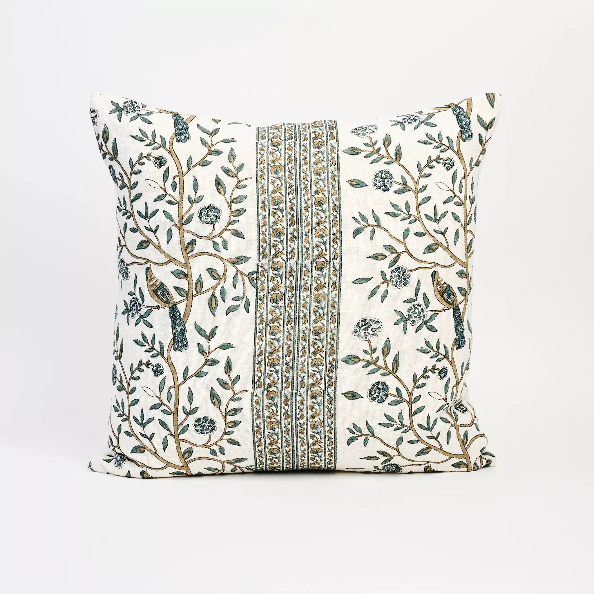 Chiraya Pillow 20" x 20"
