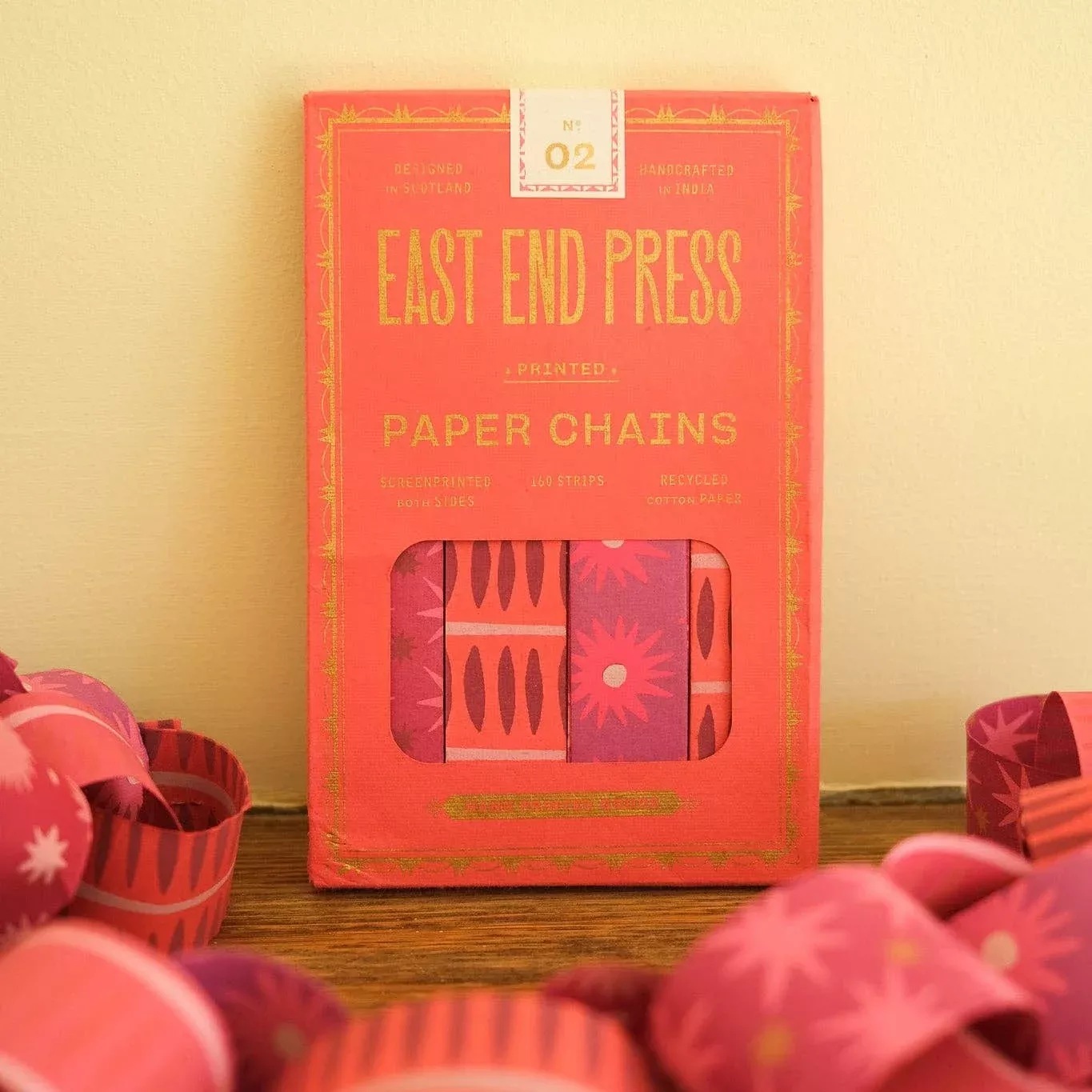 East End Press Pink & Red Paper Chain Kit