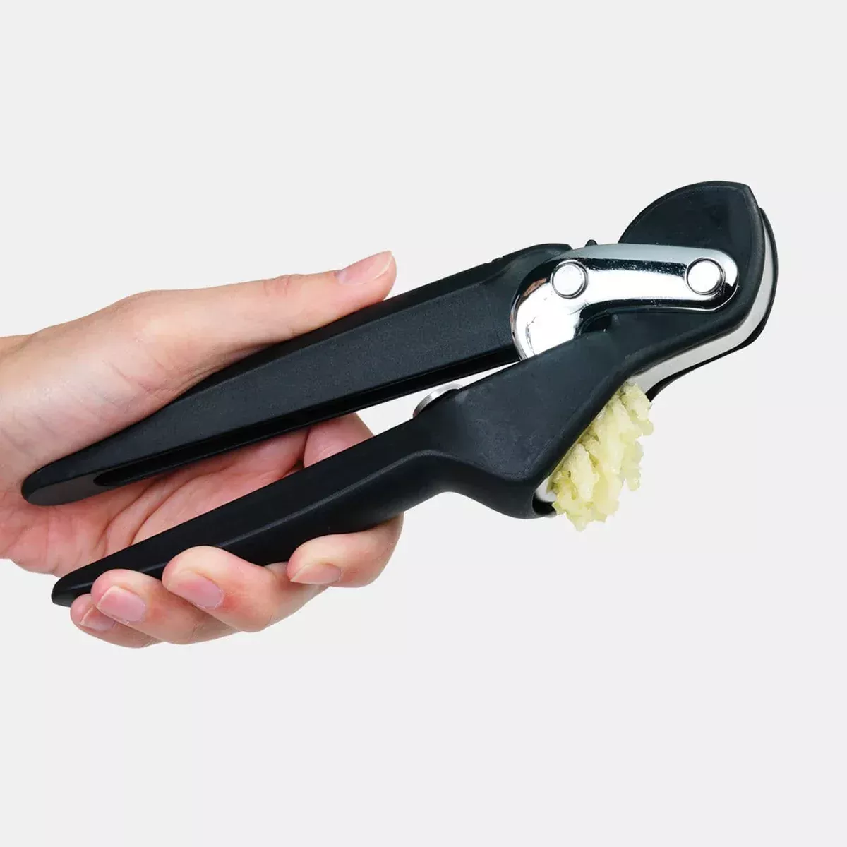 FreshForce Garlic Press in Black