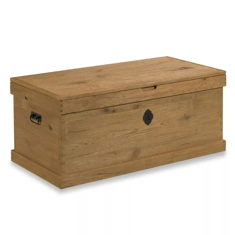 Keepsake Trunk in Breadboard Finish