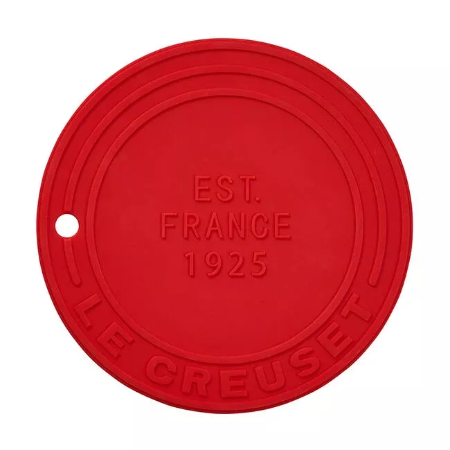 Le Creuset Silicone Trivet – 8"– Cerise
