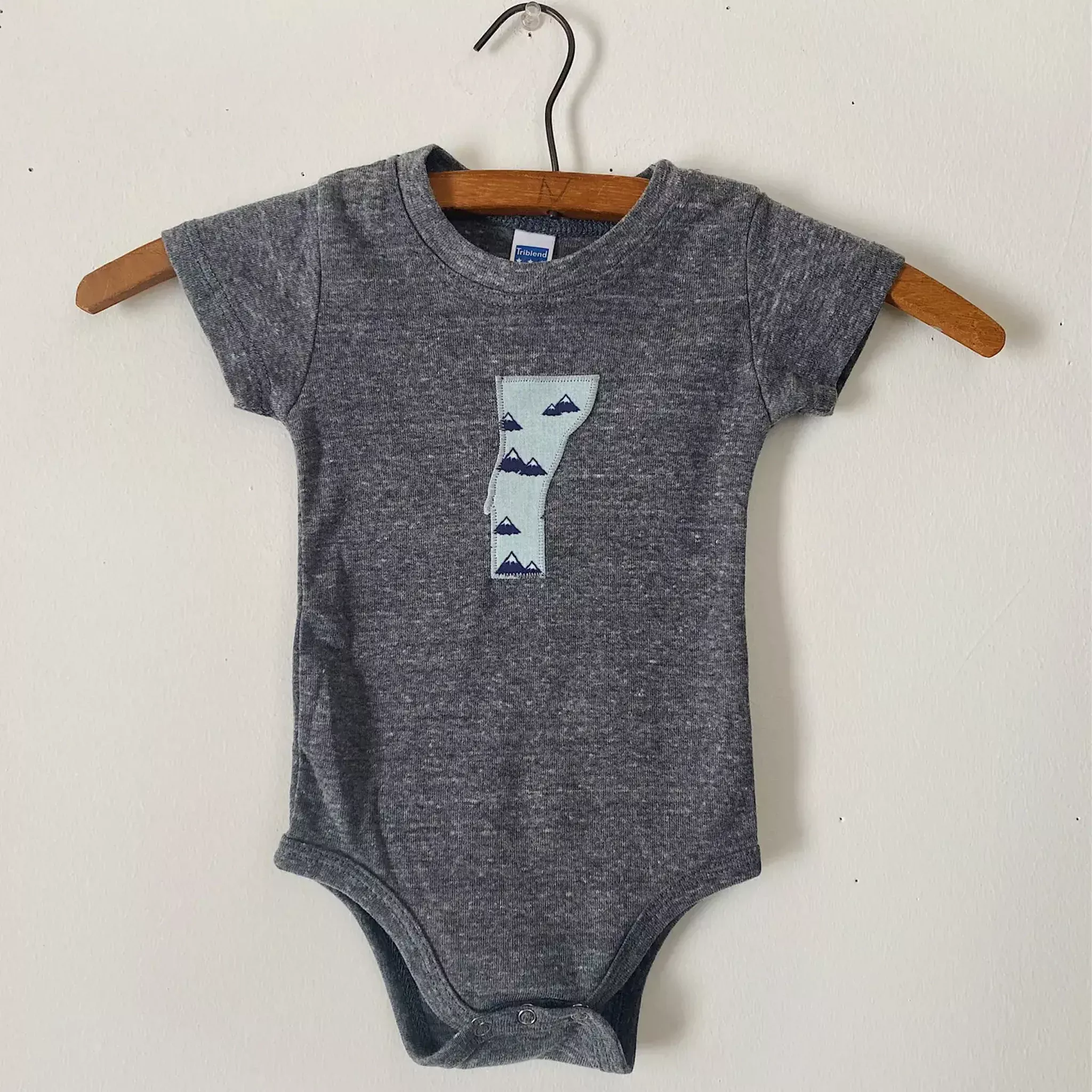 Vermont Baby Gray Bodysuit in Blue Mountain